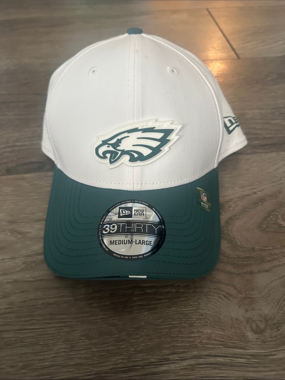 New Era White and Midnight Green Philadelphia Eagles Stretch-Fit Cap